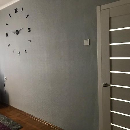 Apartment For A Pleasant Stay Odessa Exterior foto